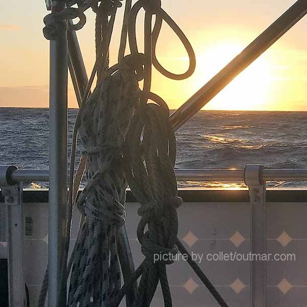 NOA Solar panel rail mount set 650 mm OUTMAR