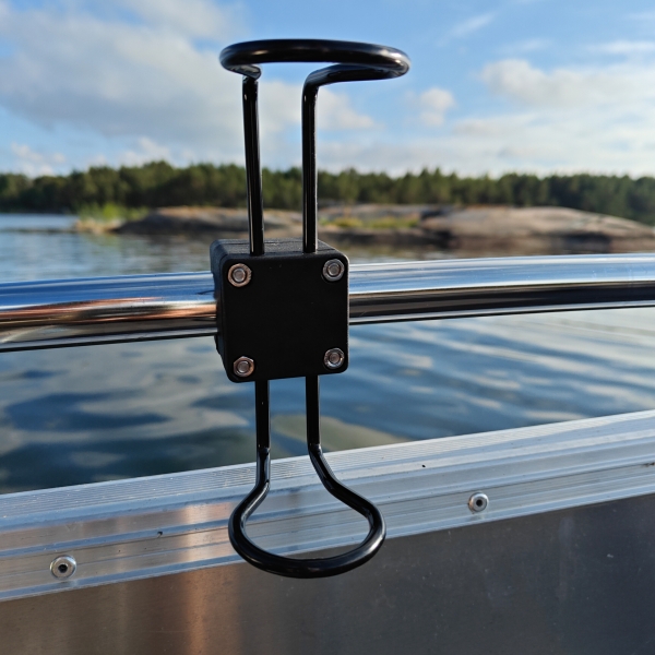 Angelrutenhalter für Reling 25 mm – Edelstahl beschichtet schwarz